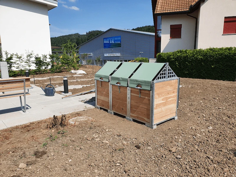 Kompostiersystem "Decotherm" mit 3 Kammern